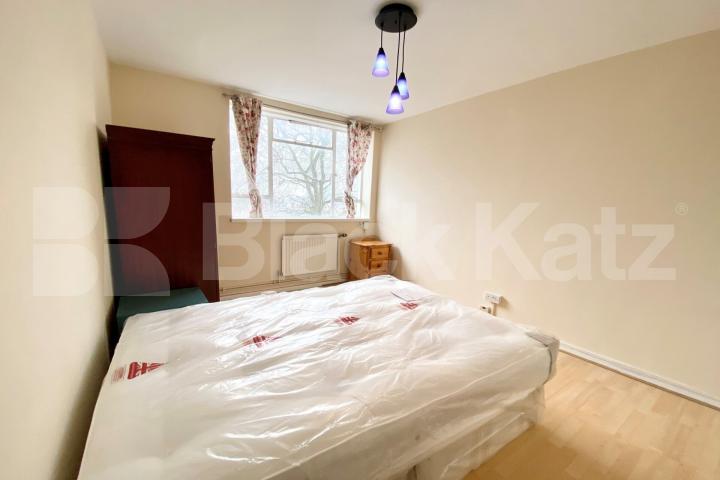  An iconic post-war ex-local landmark building designed in the 1950s  Cruikshank Street, Kings Cross / Angel